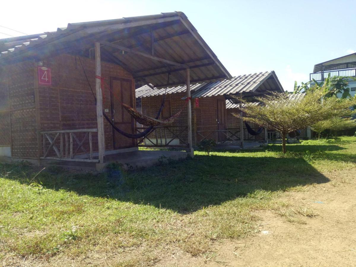 Pai Sleepy Hut Affittacamere Esterno foto